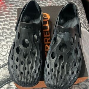 Merrell Hydro Mocassins water shoes NWT new in box black/gray boys size 7M.